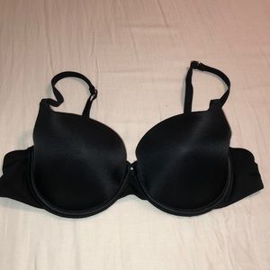 ✨NWOT✨ Black bra.